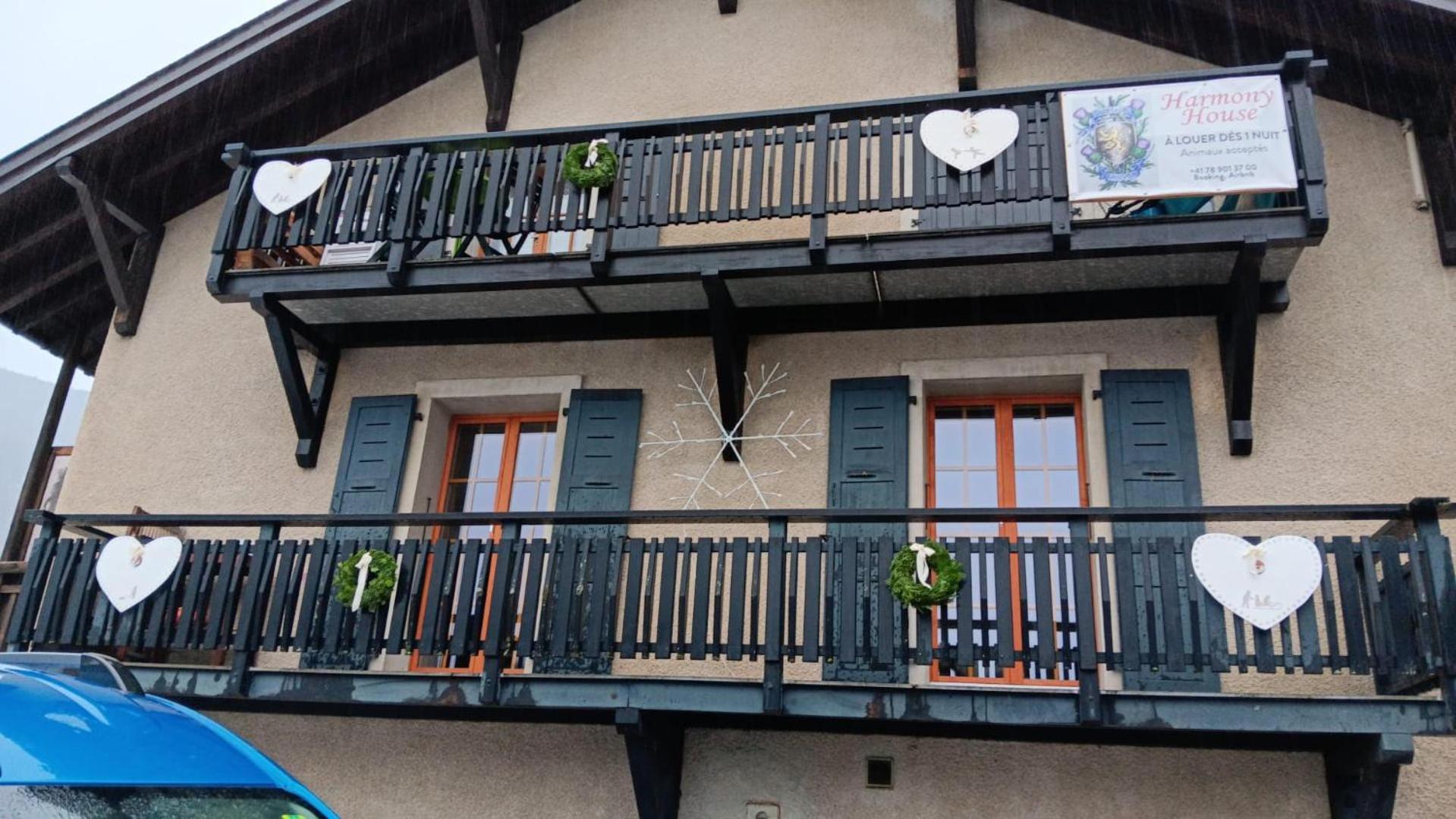 Harmony House Apartment Salvan Luaran gambar